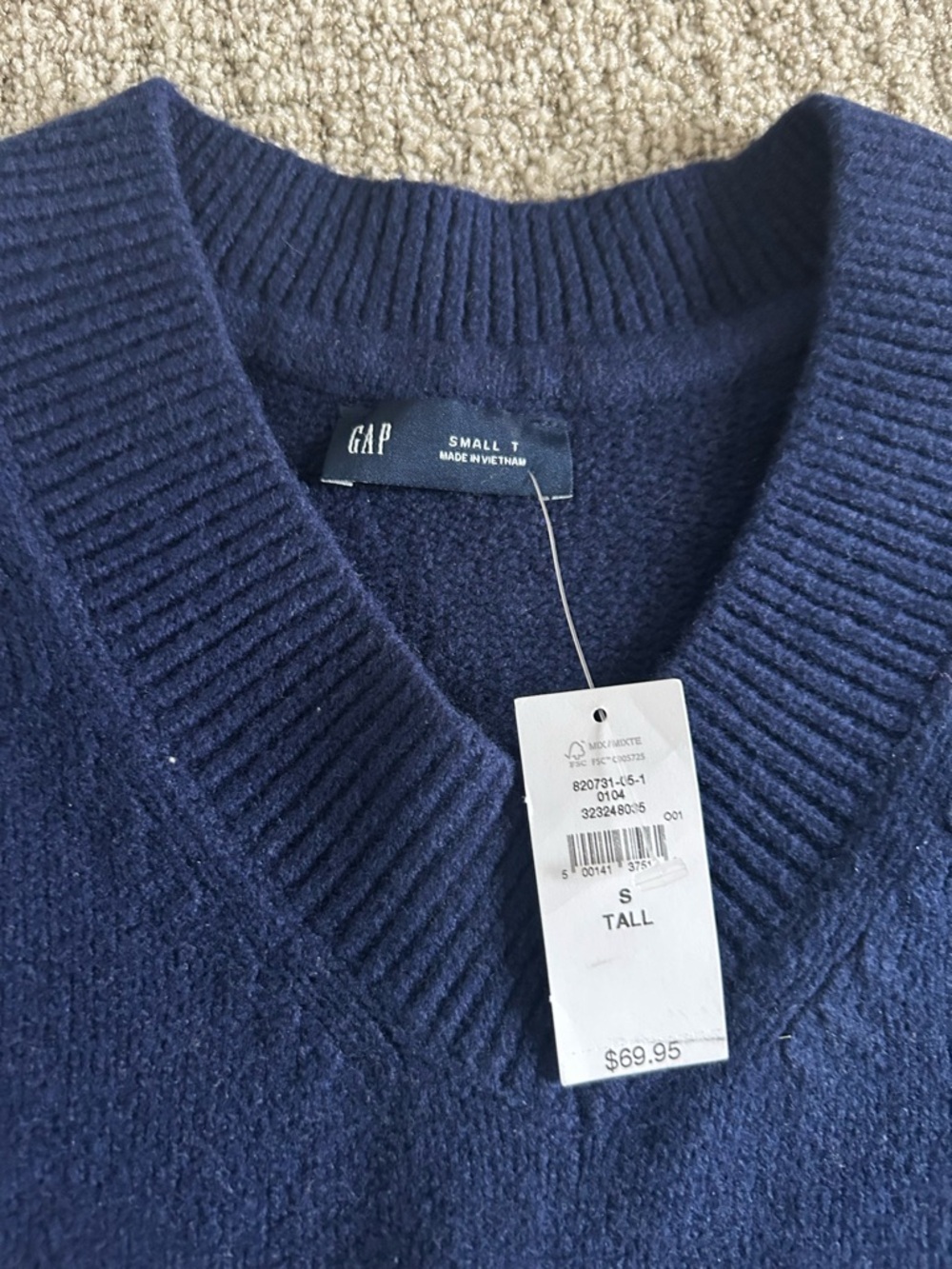 GAP Women's Navy V-Neck Sweater